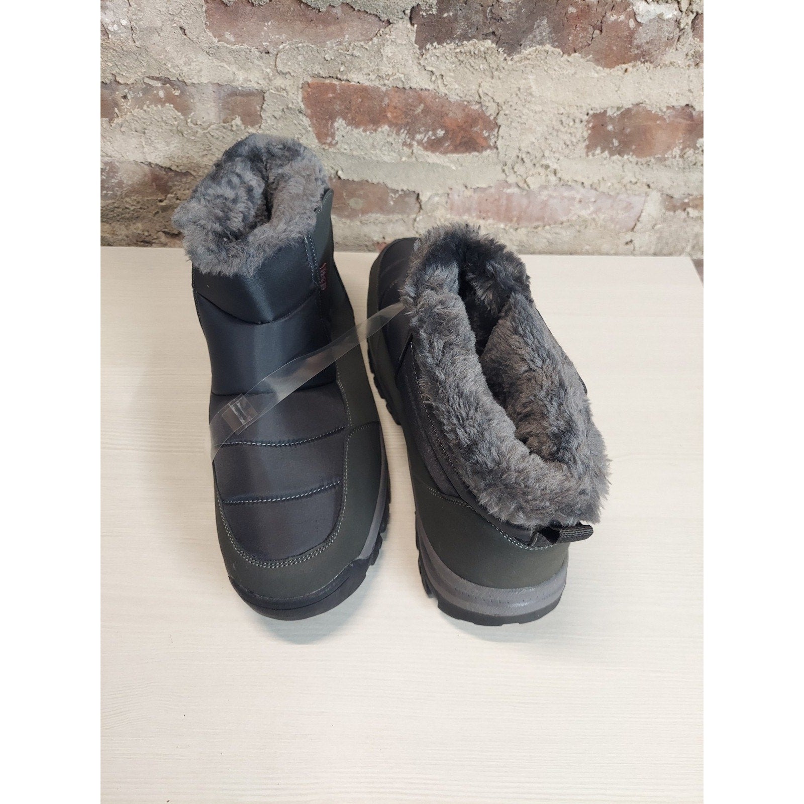 Mens Snow Boots US 14 Dark Gray Waterproof Warm Fur Lined Winter Hook Loop