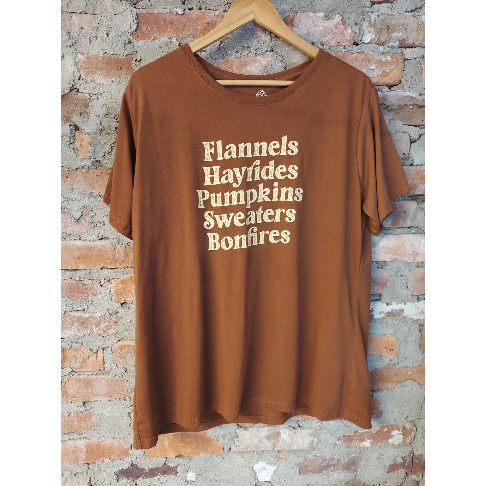 PositiviTees Womens T-Shirt XXL Brown Fall Pumpkins Flannels Graphic Top