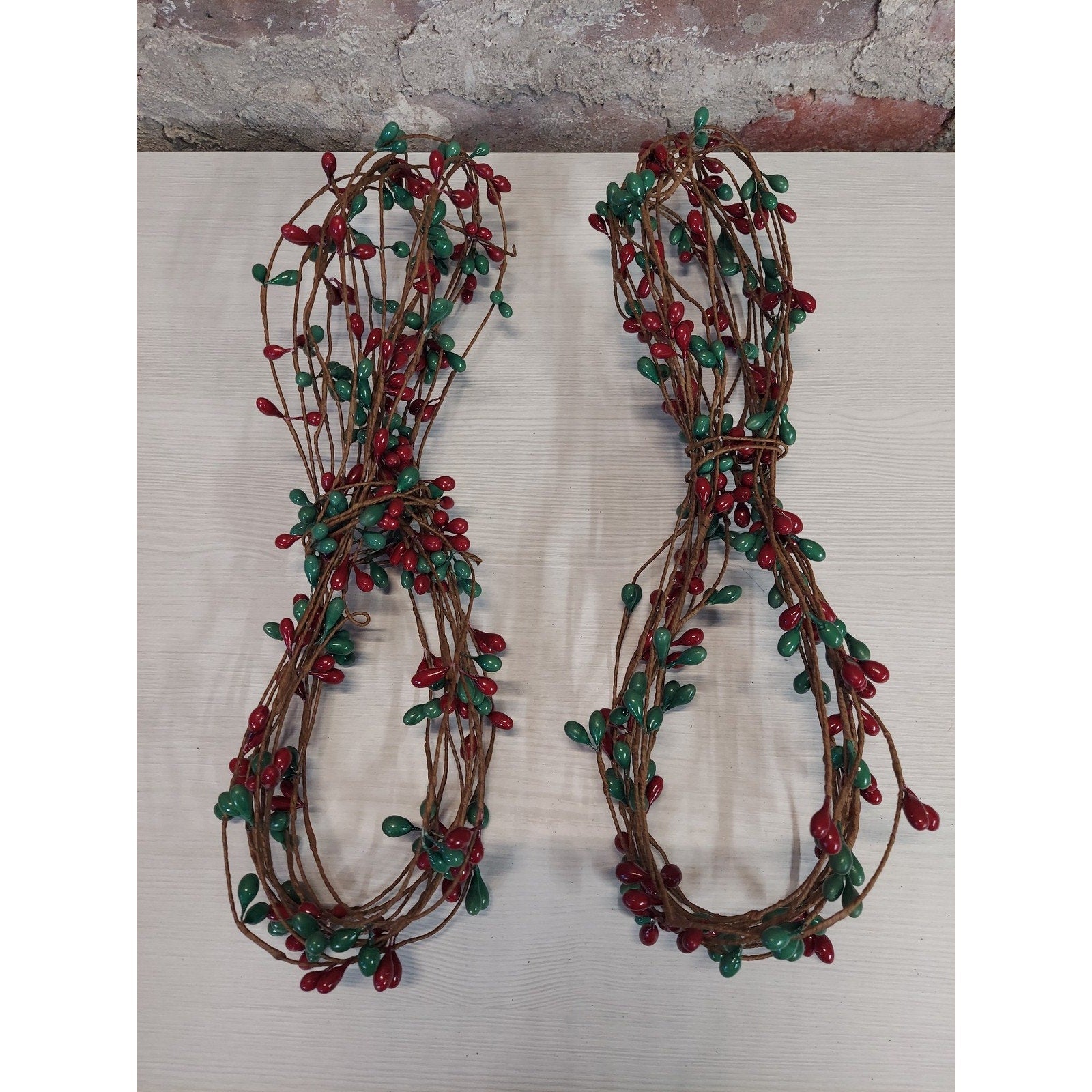 Christmas Red Green Pip Berry Garland Wired Rustic Holiday Home Decor Lot 2 10'