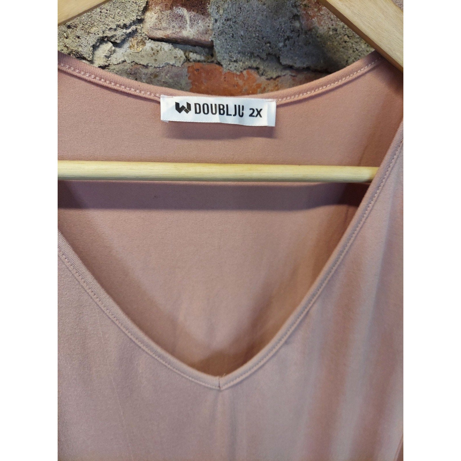 DOUBLJU Womens Plus Size 2X Sleeveless V Neck Tunic Top Pink Ruffled Hem