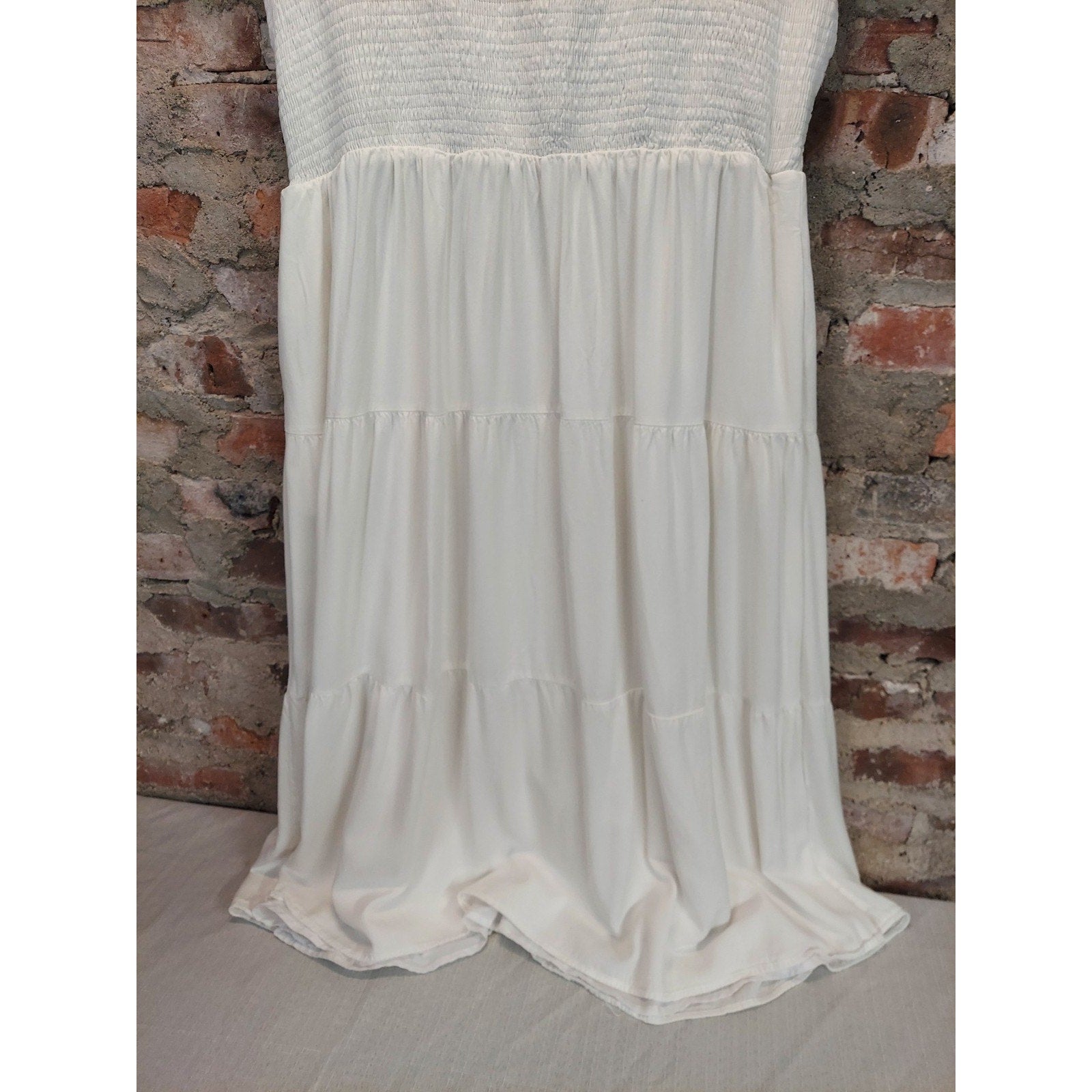 ZESICA Womens Dress XXL White Smocked Bodice Tiered Flutter Sleeve Midi