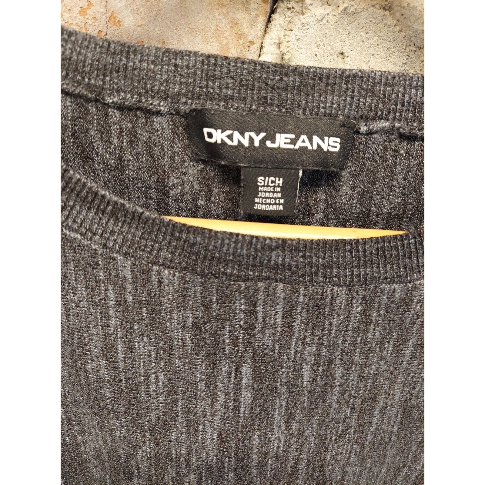DKNY JEANS Womens Short Sleeve Knit Top Small Charcoal Gray Crewneck Relaxed