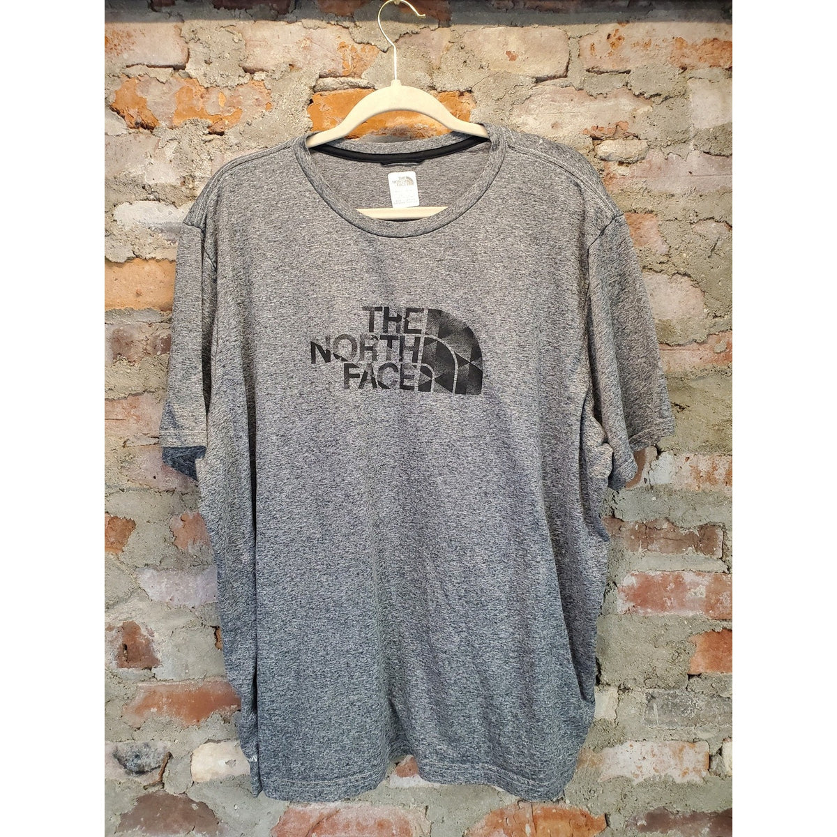 The North Face Mens T-Shirt XXL Heather Gray Short Sleeve Graphic Logo