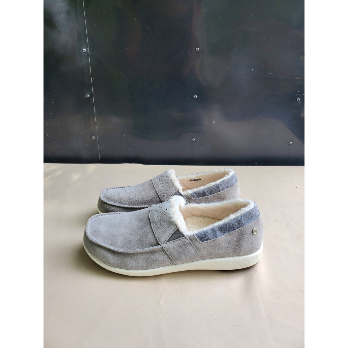 Spenco Mens Slip On Loafers 11D Gray Faux Shearling Lined Moc Toe Comfort