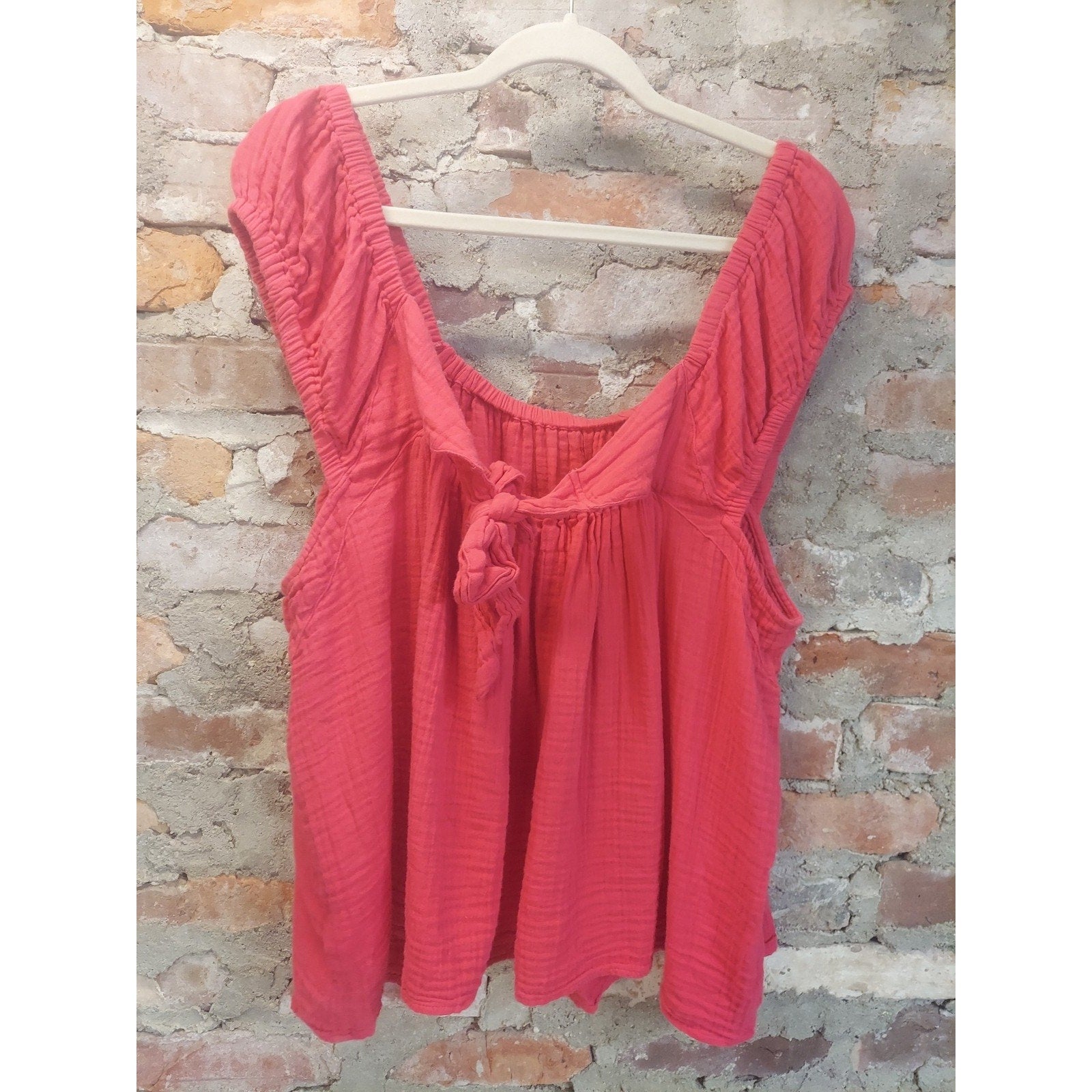 Old Navy Womens Flutter Sleeve Top XXL Pink Crinkle Gauze Peasant Smocked