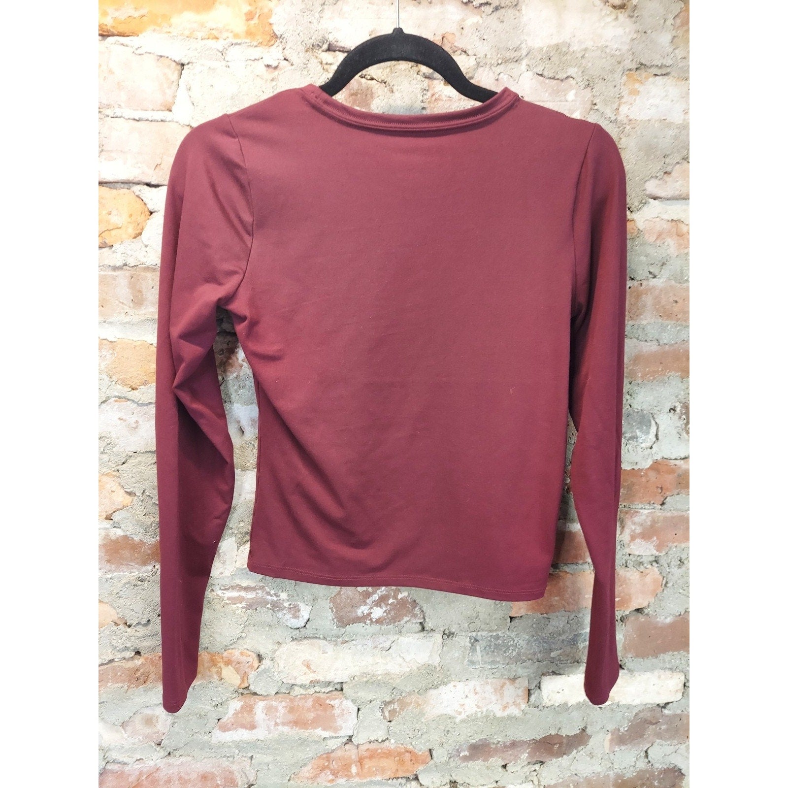 Hollister Womens Long Sleeve Crop Top M Long Maroon Crew Neck Shirt