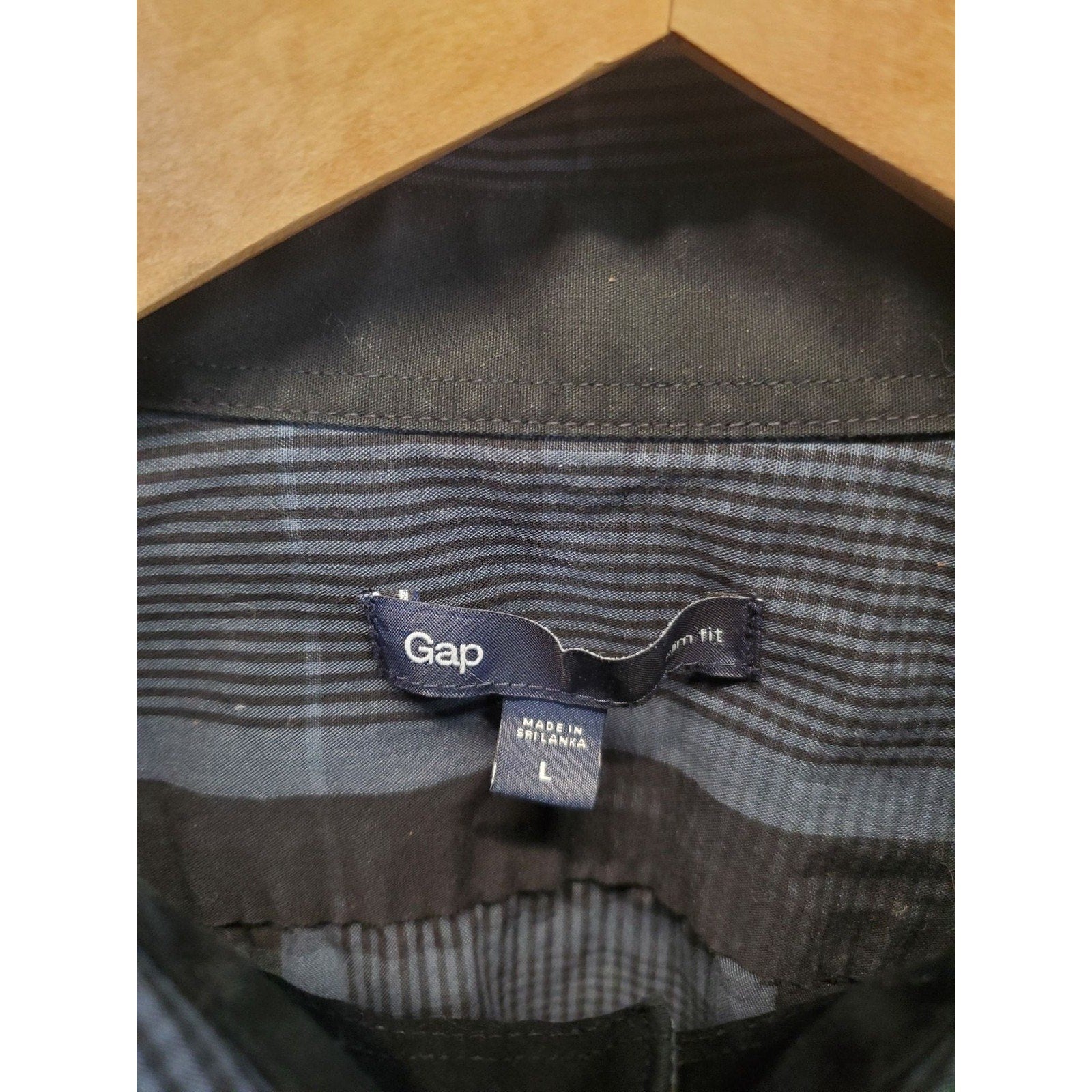 Gap Mens Long Sleeve Button Up Shirt L Large Black Blue Plaid Slim Fit