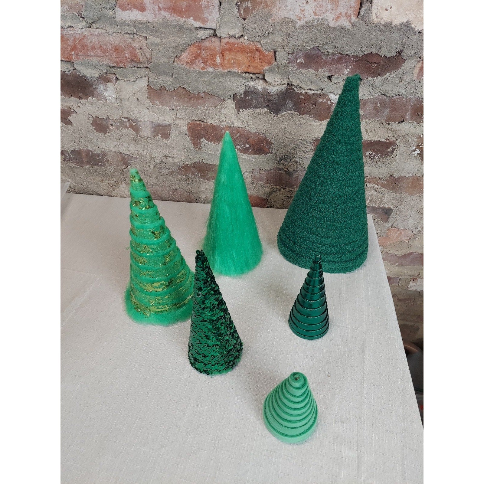 Christmas Trees Set Green Miniature 6 Piece Lot Textured Sequin Furry