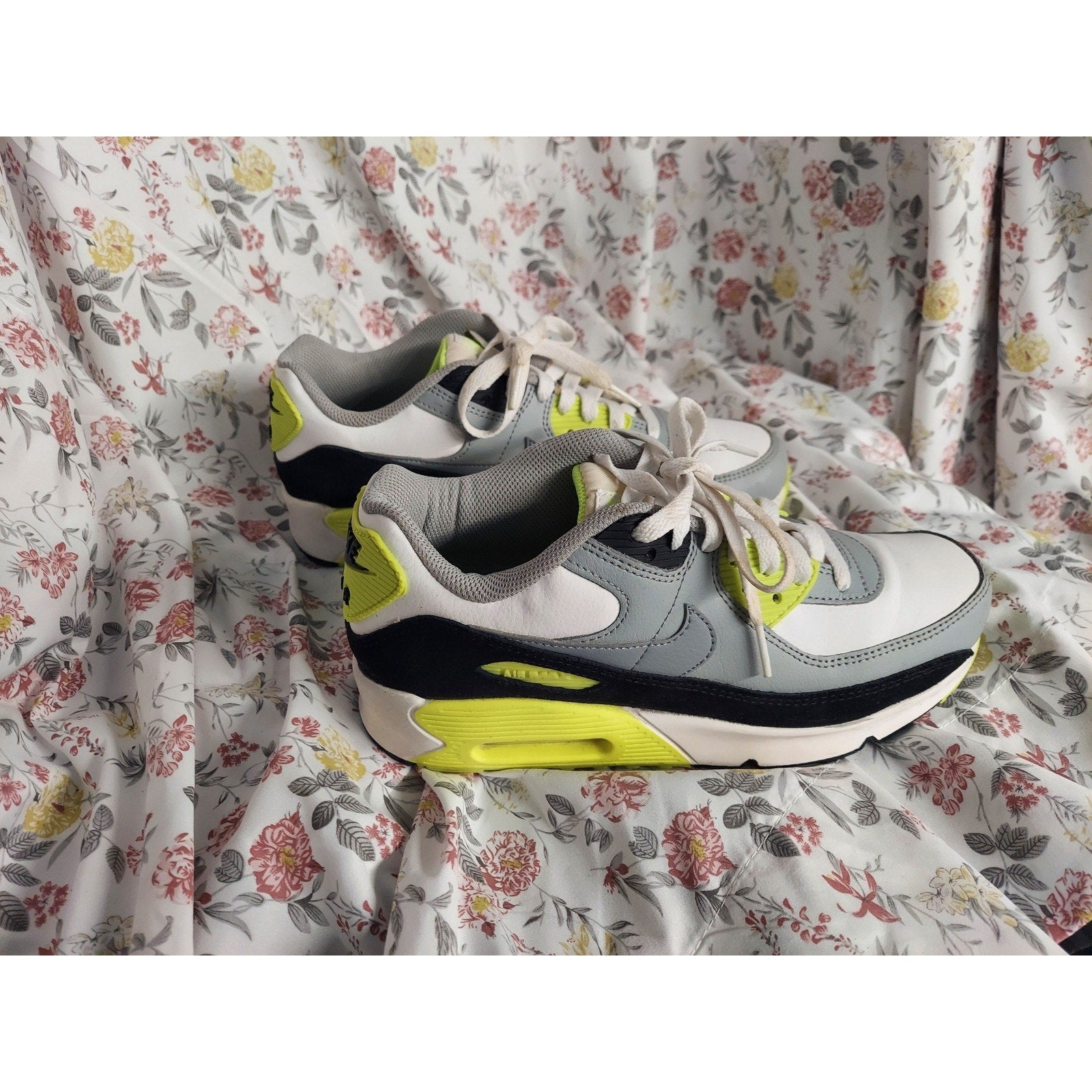 Nike Air Max 90 Youth Sneakers US 7Y White Gray Black Volt Running Athletic
