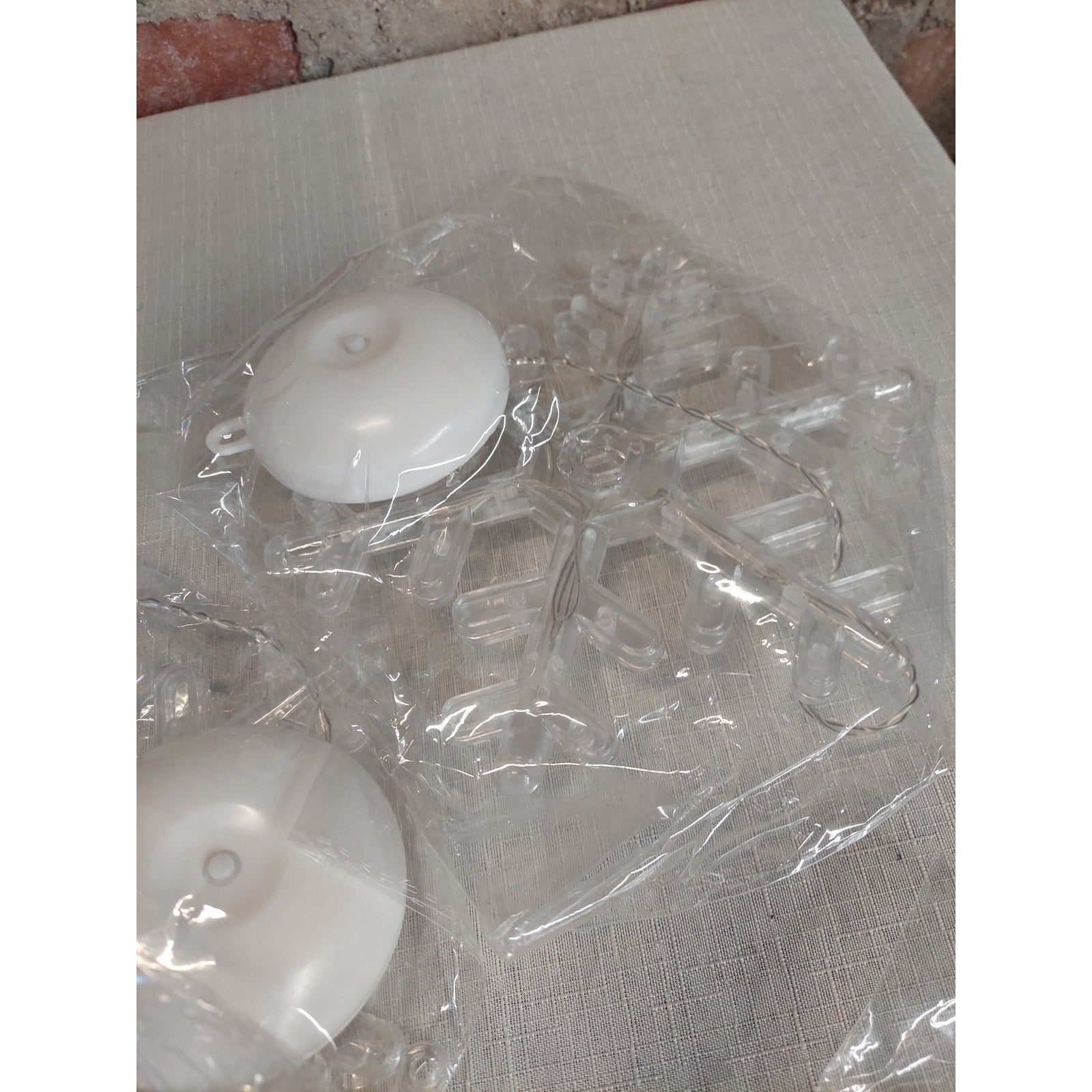 Christmas LED Snowflake Battery Lights Window Decor Hanging Set 10 Blue White