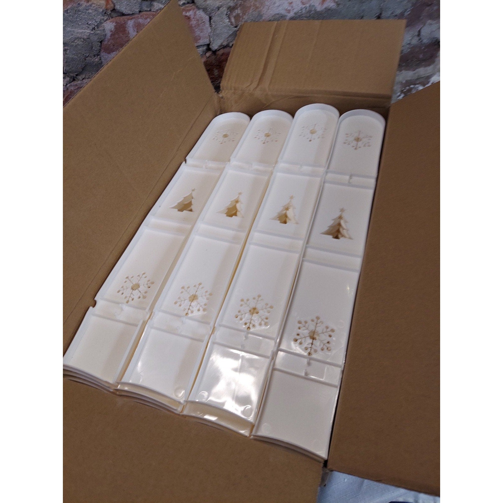 Christmas Tree Fence White Picket Decorative Holiday Snowflake Cutout New28 pcs