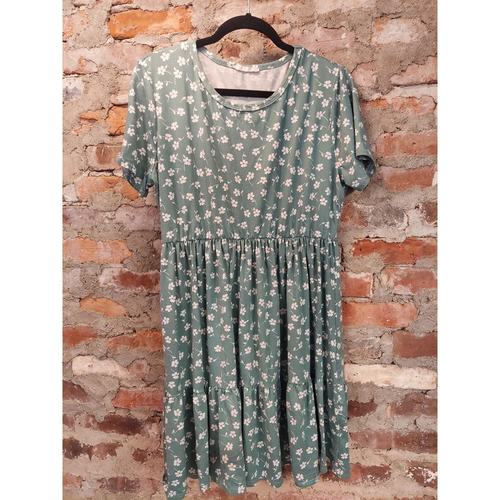 Forever Rose Womens Dress 2X Green Floral Print Short Sleeve Tiered Babydoll
