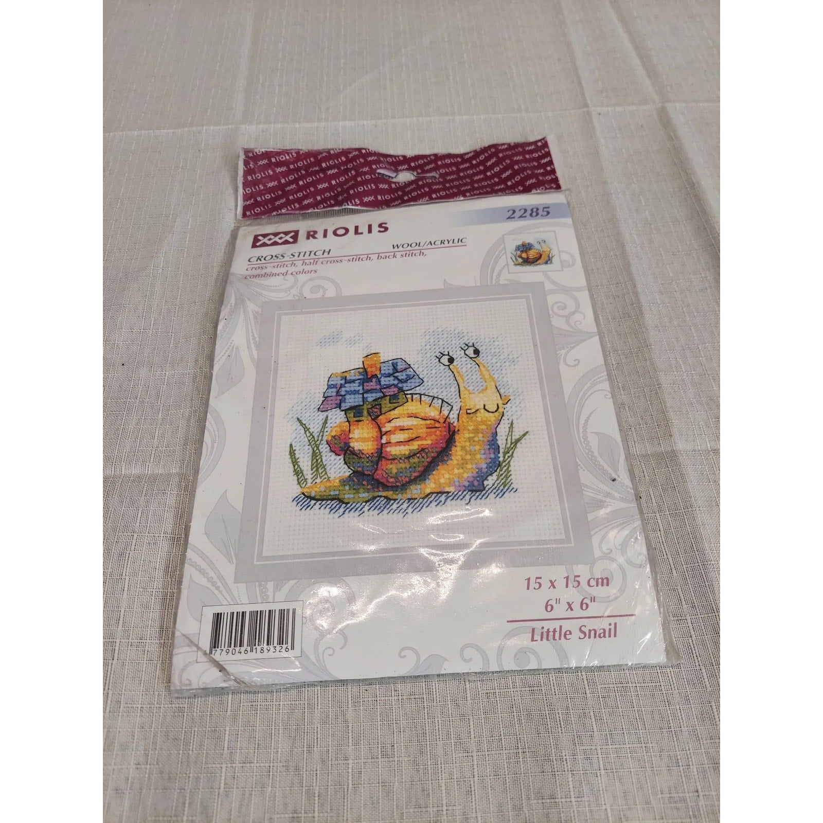 RIOLIS Cross Stitch Kit Little Snail 2285 Complete Craft 6x6 Wool Acrylic