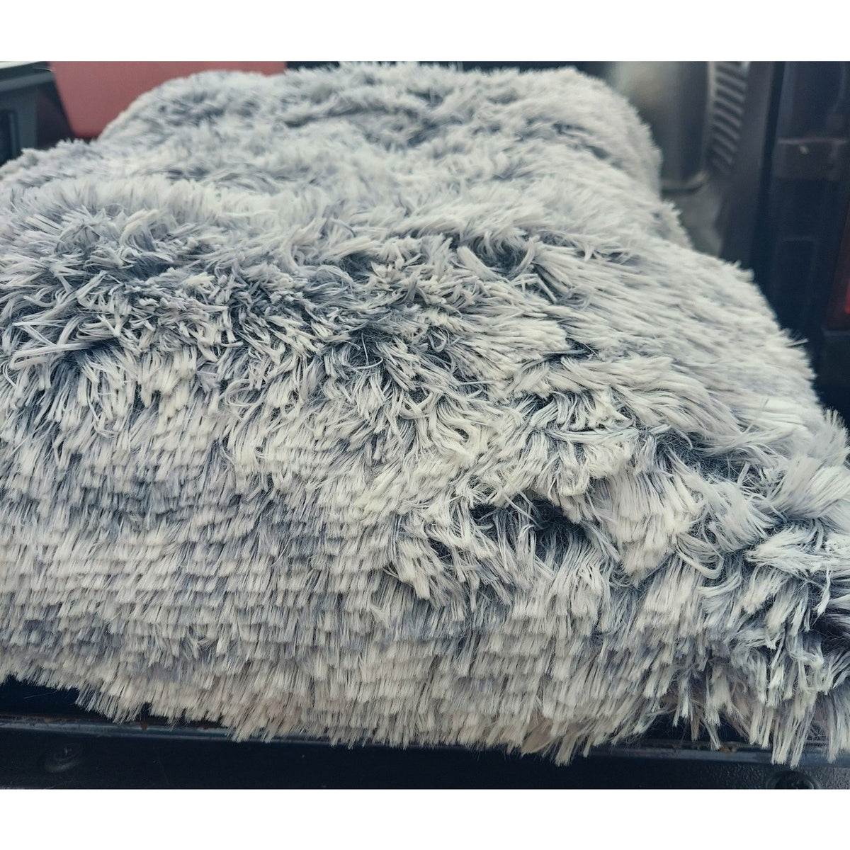 Pet Dog Cat Bed Mat 27x35" Fluffy Shaggy Plush Grey White Non Slip Washable