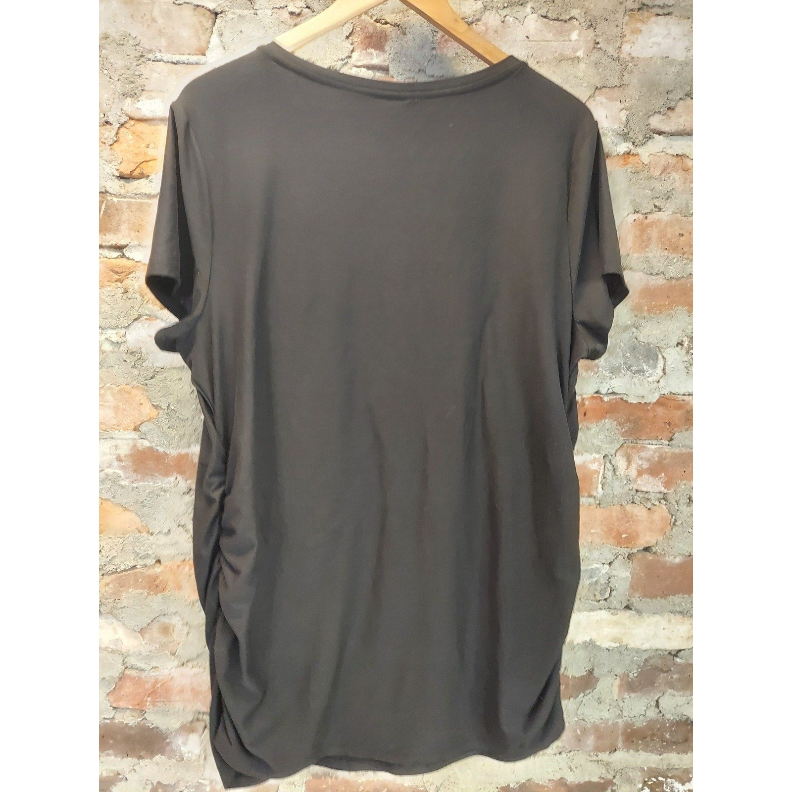 Time And Tru Womens Maternity T-Shirt XXL 2XL Size 20 V Neck Short Sleeve