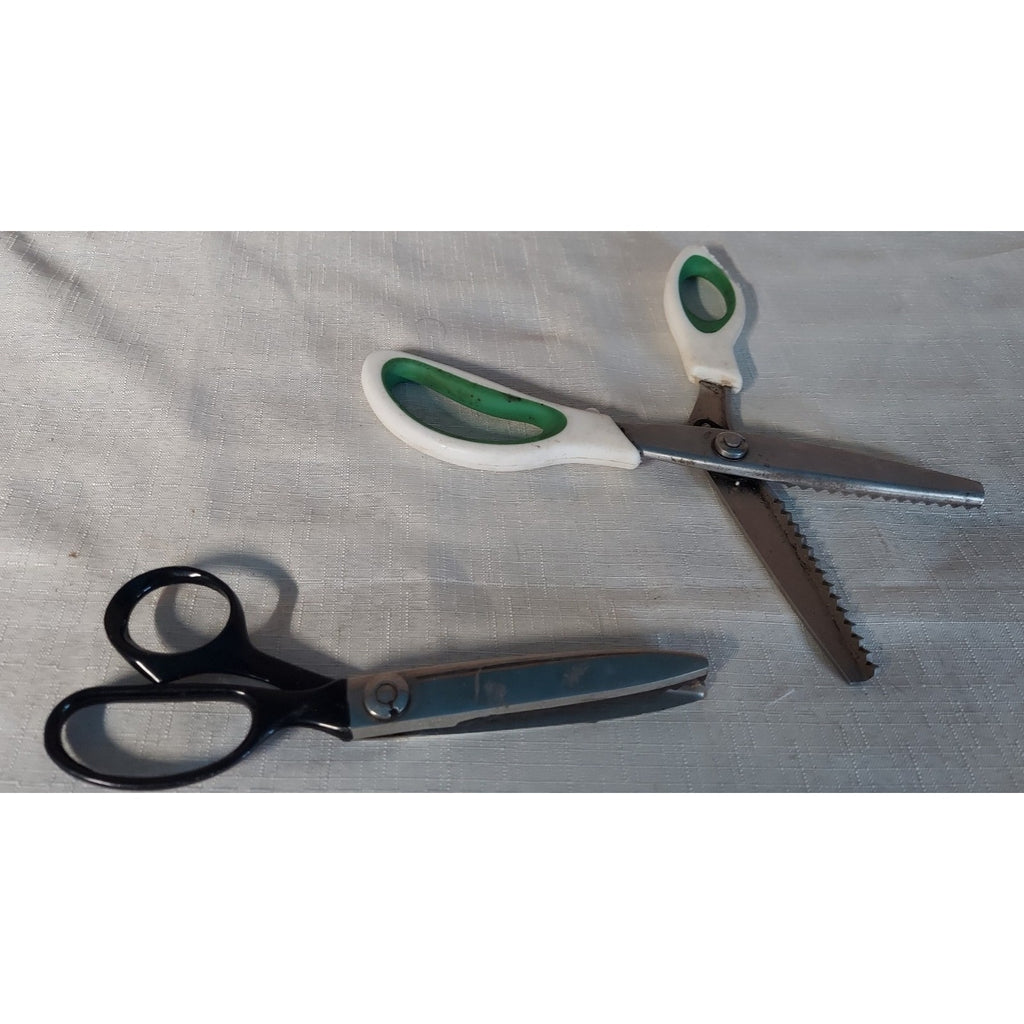 Pinking Shears Scalloped Zig Zag Edge Fabric Craft Sewing Scissors Pair Metal