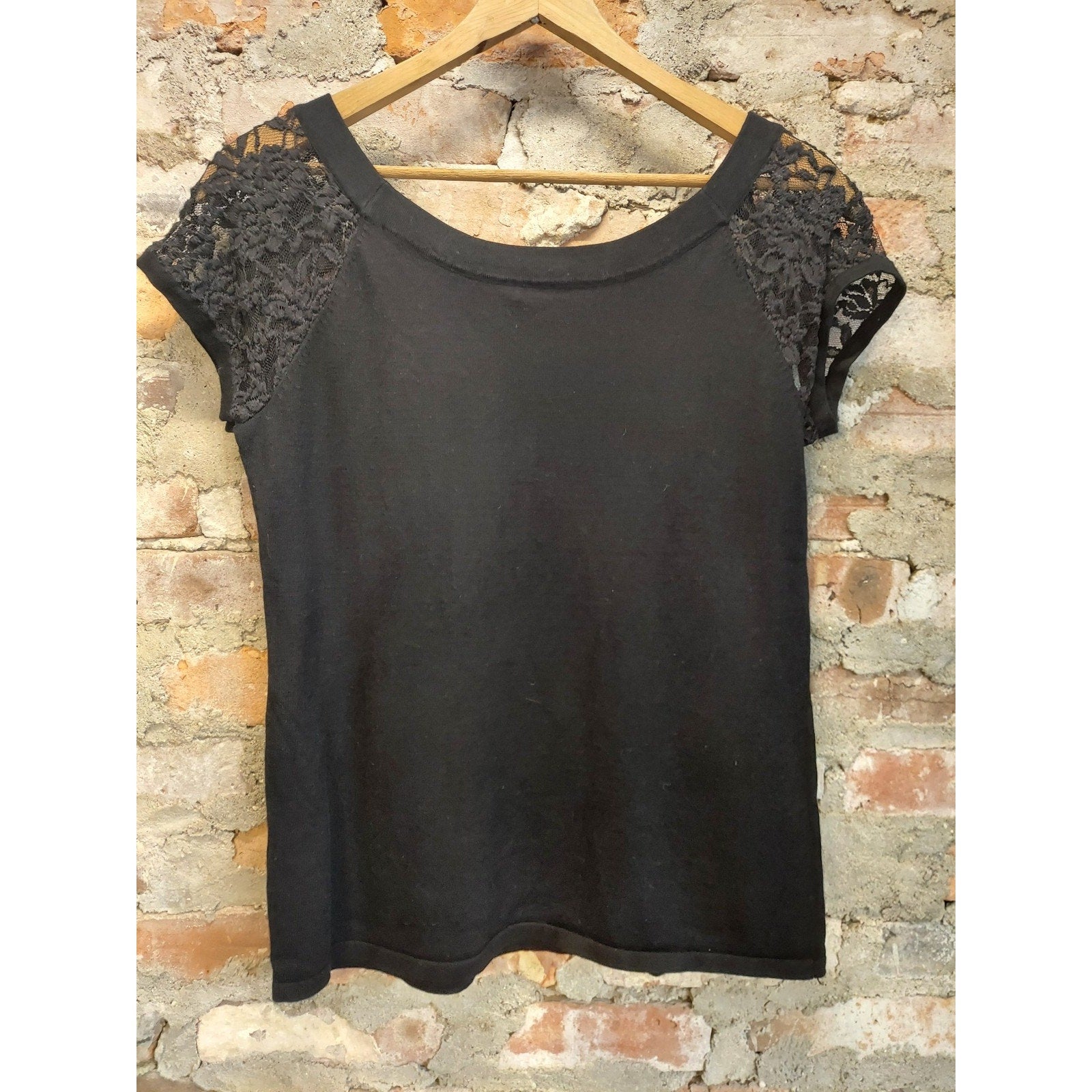 Cable & Gauge Womens Black Shirt Top M Lace Short Sleeve Scoop Neck Knit