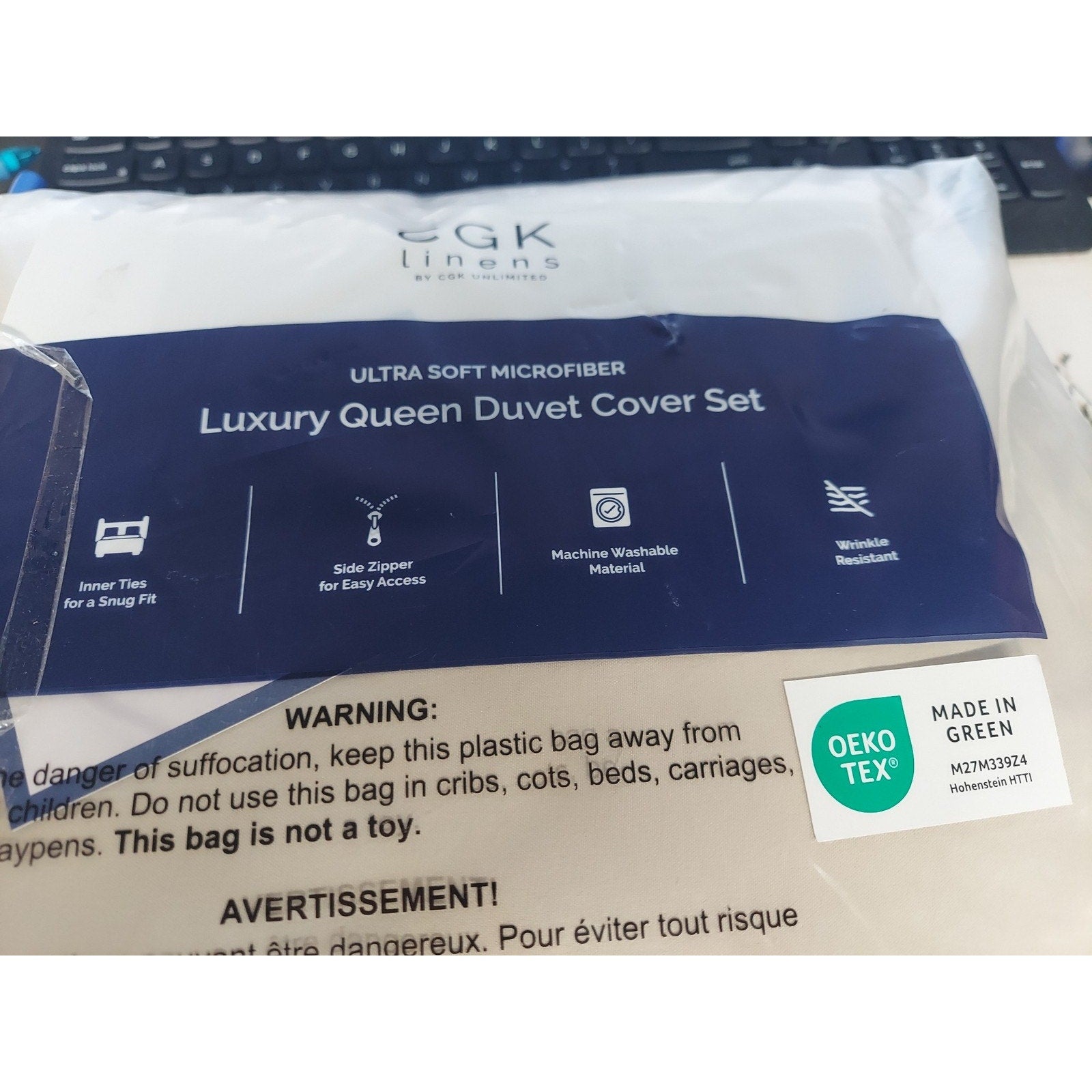 CGK Linens Ultra Soft Microfiber Luxury Queen Duvet Cover Set Wrinkle Resistant