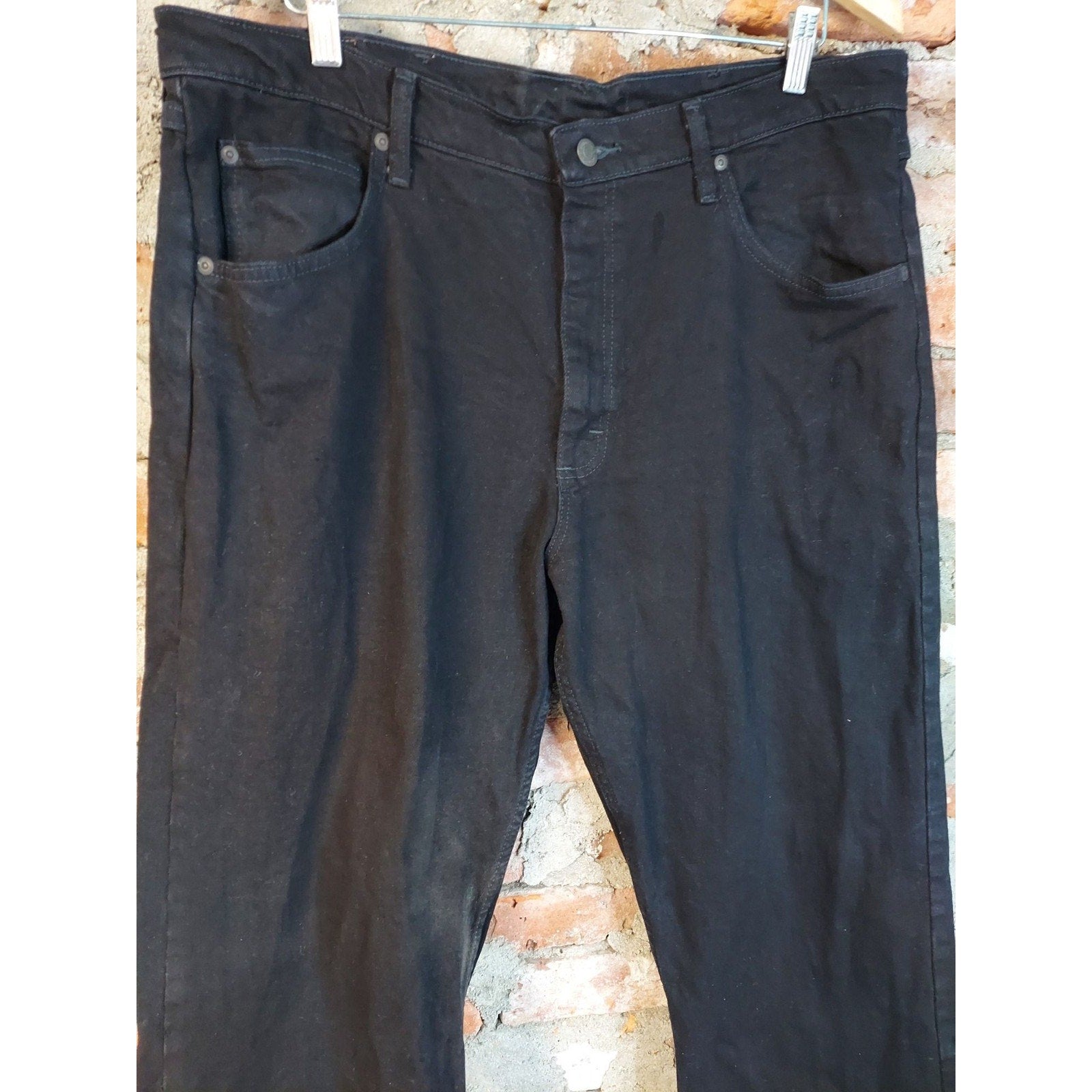 Wrangler Mens Jeans Size 36x34 Black Denim Stretch Cotton Blend Pants