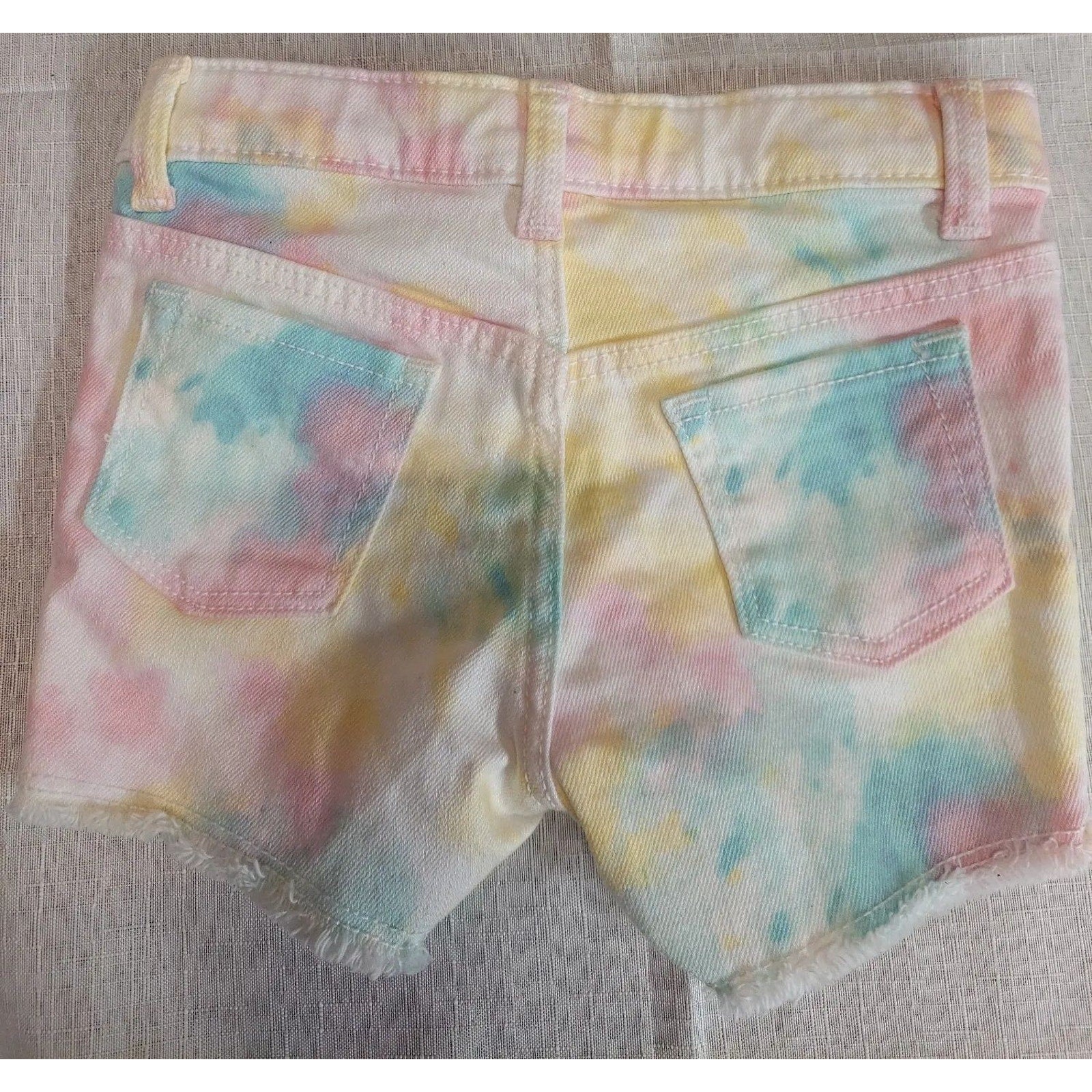 Old Navy Girls Denim Shorts Size 3T Multicolor Tie Dye Cutoff Frayed Hem