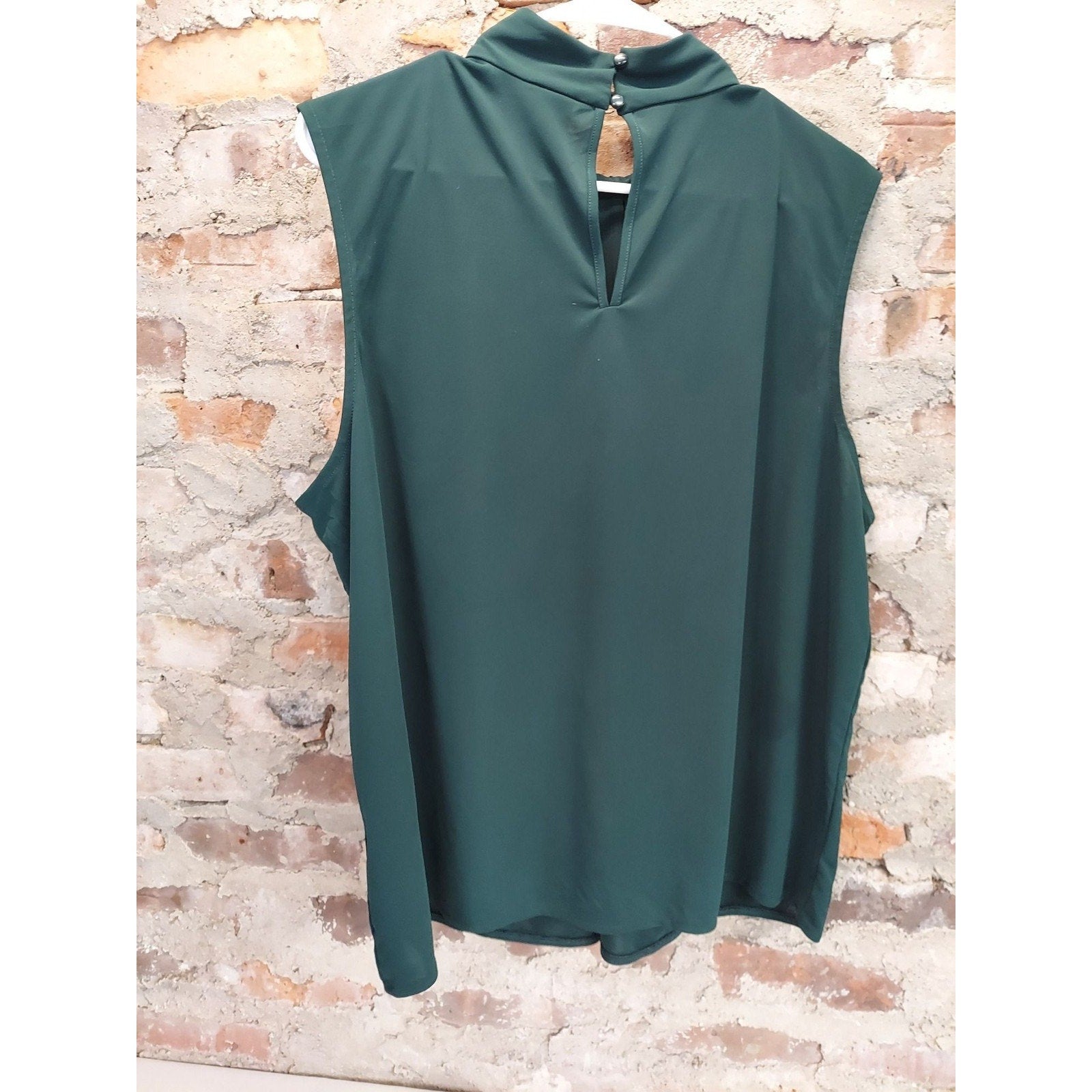 Worthington Womens Plus Top Blouse Size 1X Green High Neck Keyhole Back