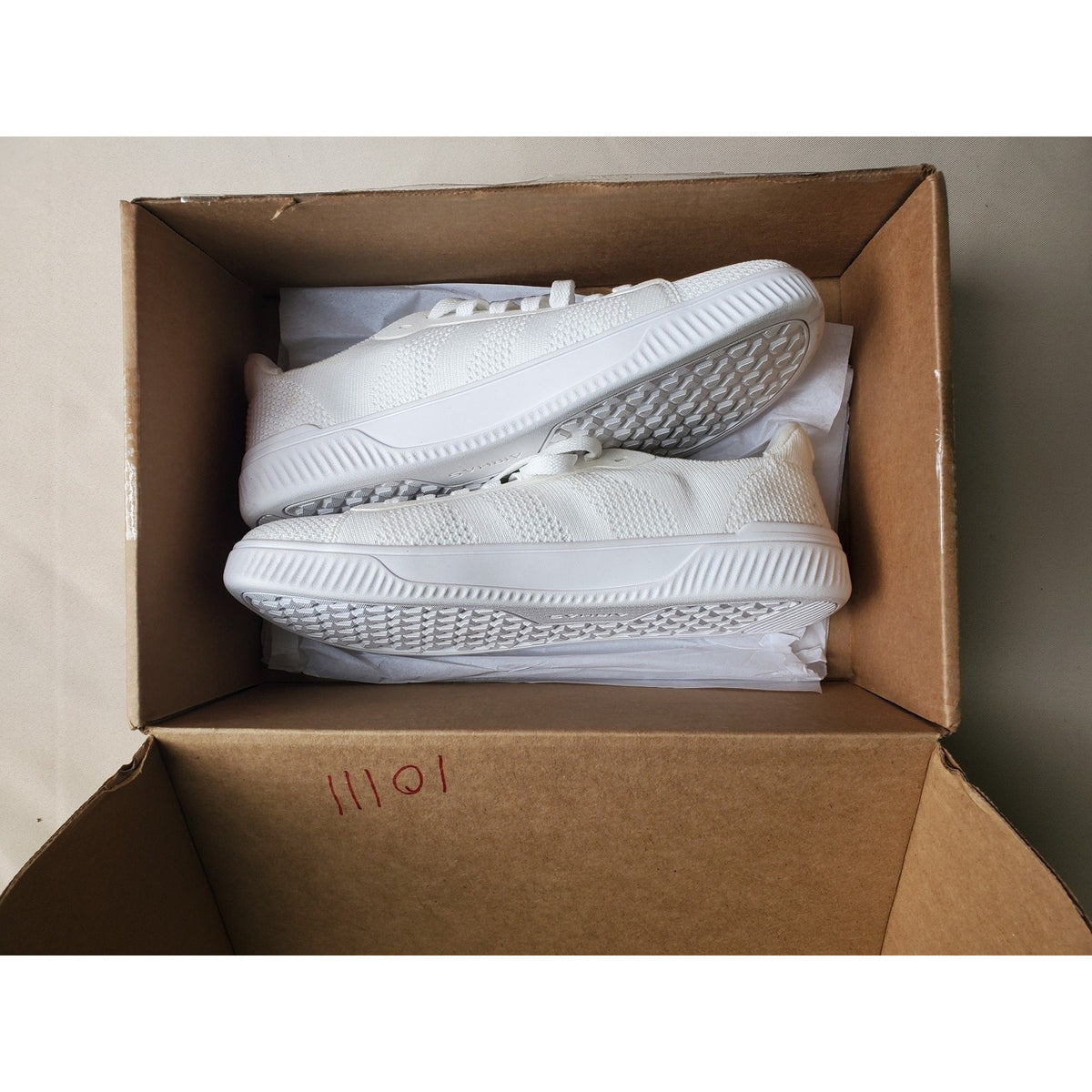 AIRHAS Mens Sneakers Shoes Size 10.5 White Knitted Breathable Casual Athletic