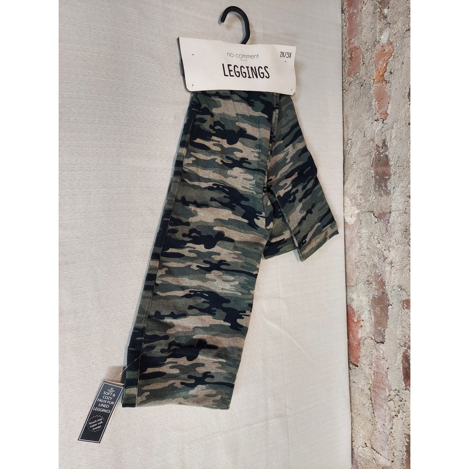 No Comment Womens Leggings 2X 3X Camouflage Green Faux Fur Lined Cozy NWT