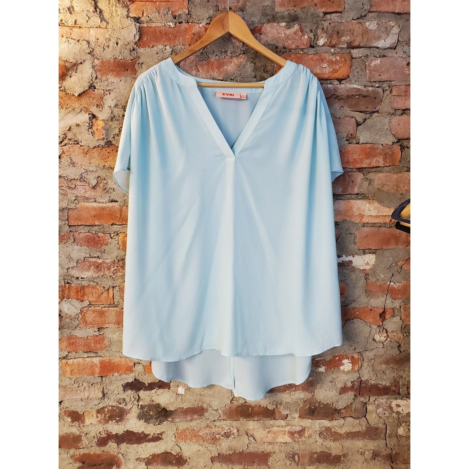EVRI Womens Plus Size 2X Tunic Blouse Light Blue V-Neck High Low Hem Top
