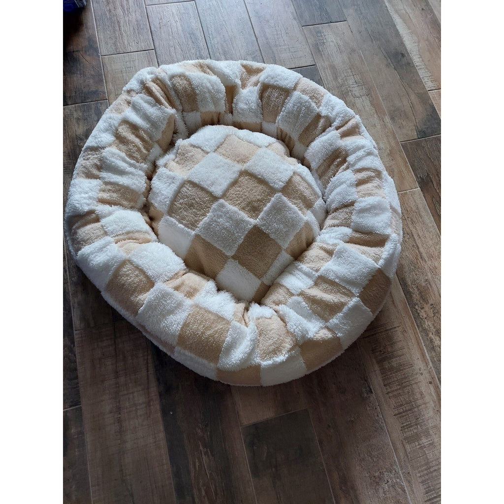 Dog Cat Bed Plush Round Checkerboard Beige White Cozy Cuddler 24 Inch