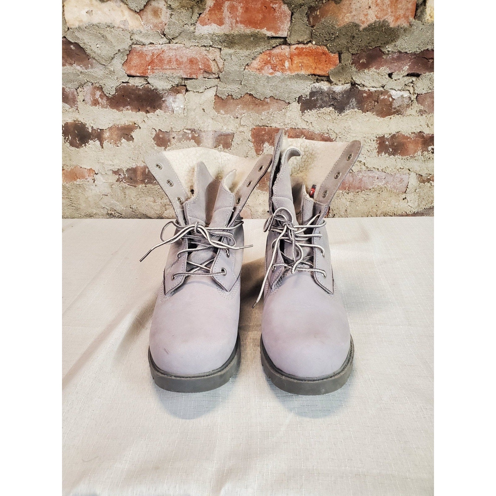 Timberland Womens Roll Top Boots US 8.5 Lavender Gray Waterproof Faux Fur Lined