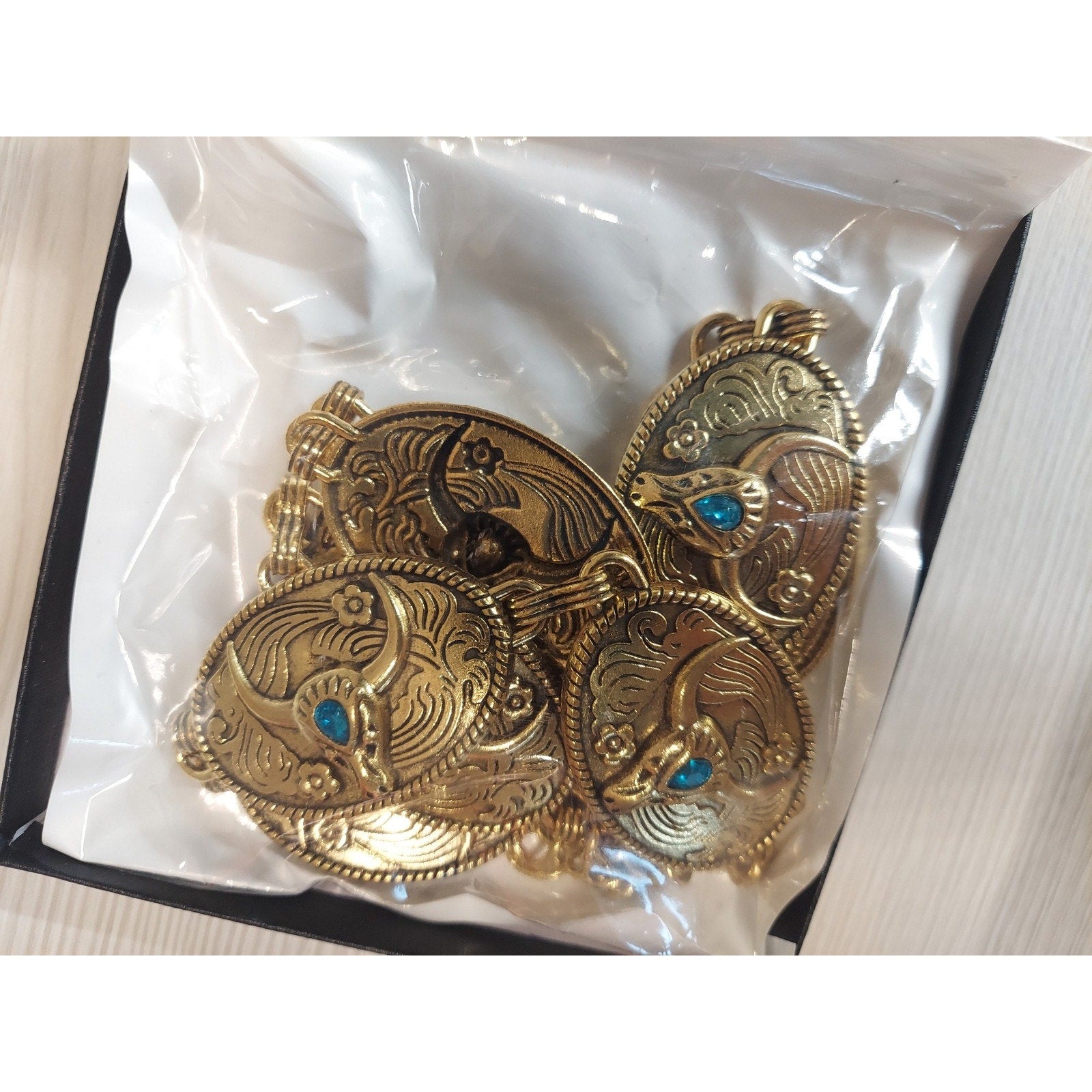 Womens Western Chain Belt Bull Skull Longhorn Turquoise Gold Tone Metal