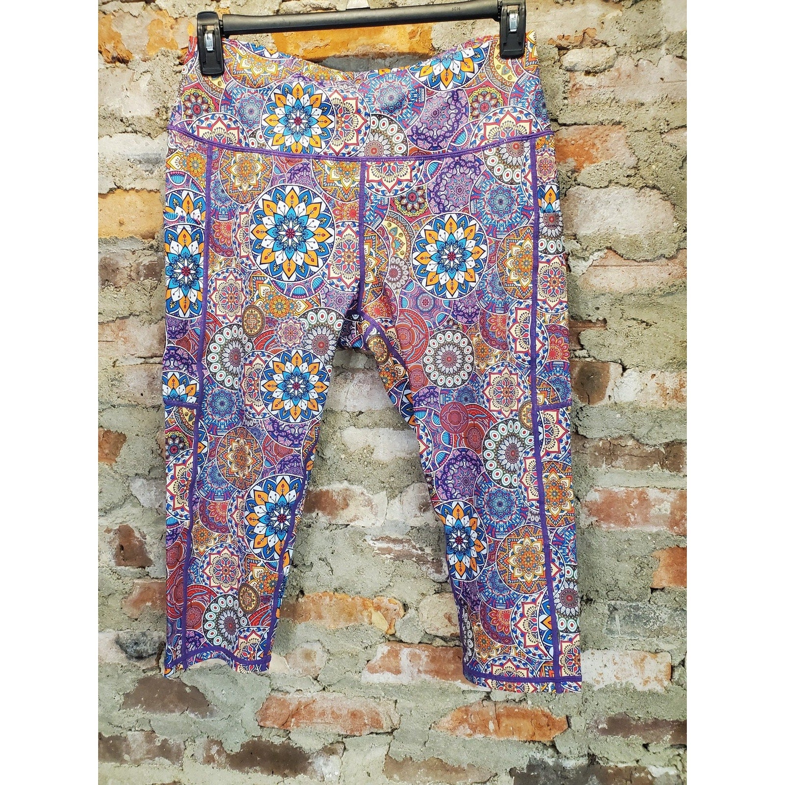 Raypose Womens XL Capri Leggings Purple Multicolor Mandala High Waist Pockets