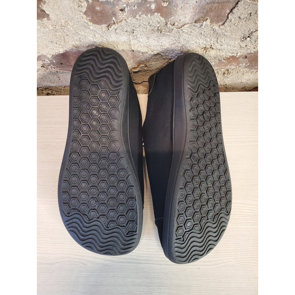 HOBEBEAR Womens Sz 9 Black Walking Shoes Barefoot Lightweight Sneakers