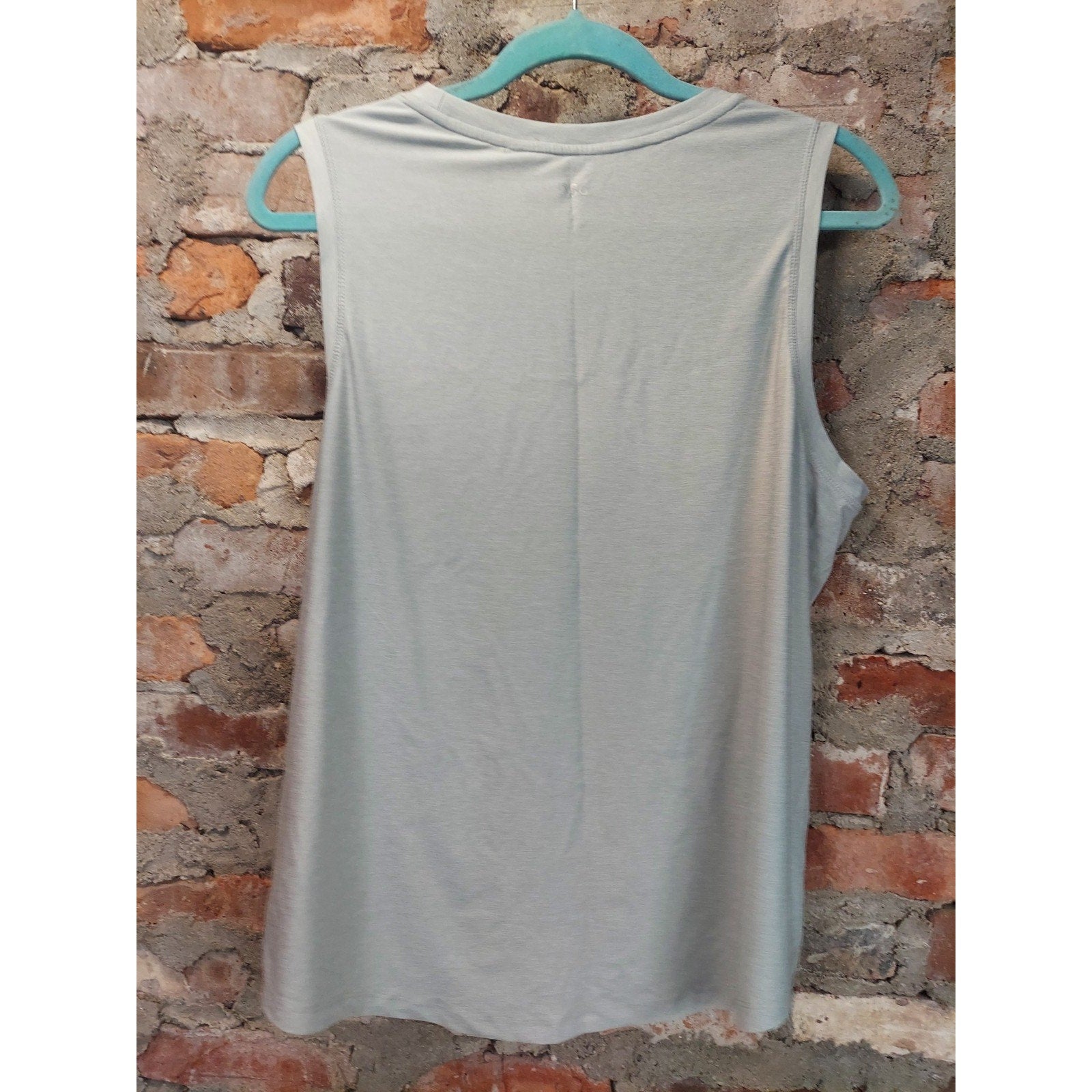 DSG XXL Tank Top Light Blue Moisture Wicking UPF 30+ Athletic Sleeveless NWT